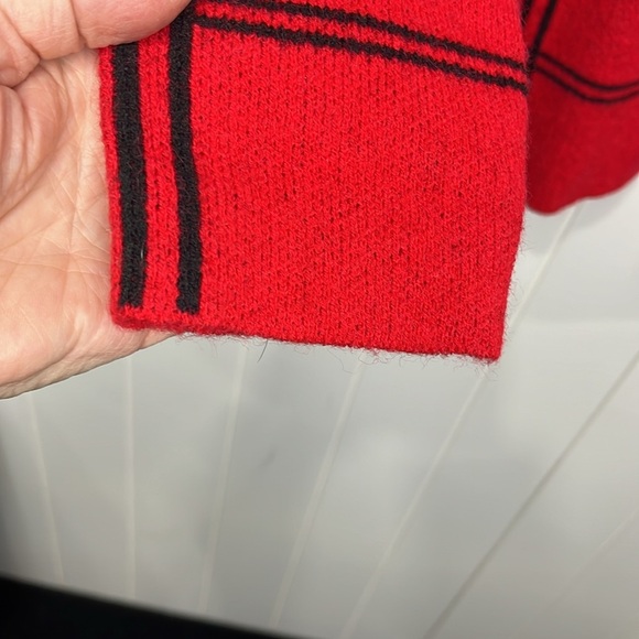 Womens Pullover Tunic Sweater Red Black S/M Large Scale Plaid Stretch Soft Comfy - Picture 4 of 11